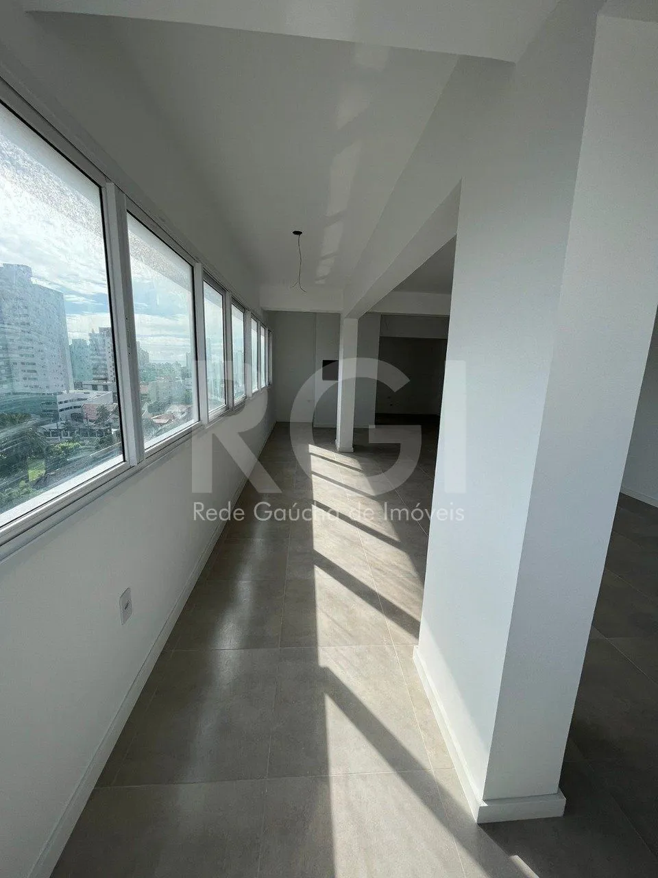 Imagem Apartamento com 3 Quartos e 3 banheiros à Venda, 129 m² Centro de Tramandaí