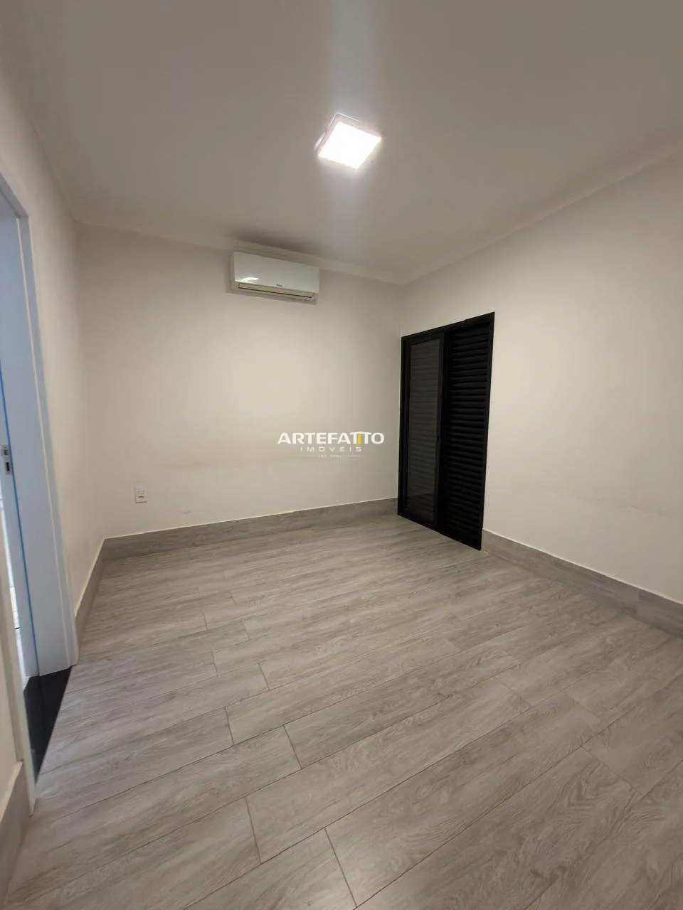 Imagem Casa à venda em Franca, Jardim Espraiado, com 3 quartos, 120m2