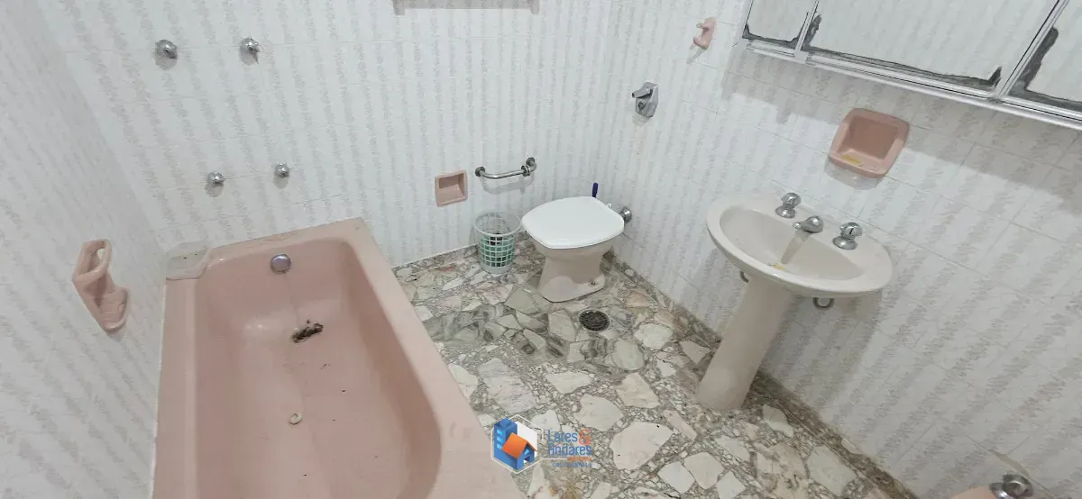 Imagem Sobrado para venda em Alto da Boa Vista com 3 quartos, sendo 1 suíte, 213m²