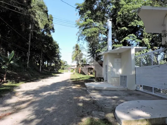 Foto do imóvel Casa de Condomínio em Chácara Santa Lúcia - Carapicuíba
