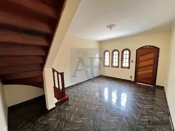 Foto do imóvel Sobrado para alugar em Vila Oratório, São Paulo