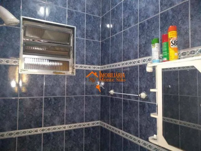 Imagem Casa com 6 dormitórios à venda por R$ 690.000,00 - Vila Barros - Guarulhos/SP