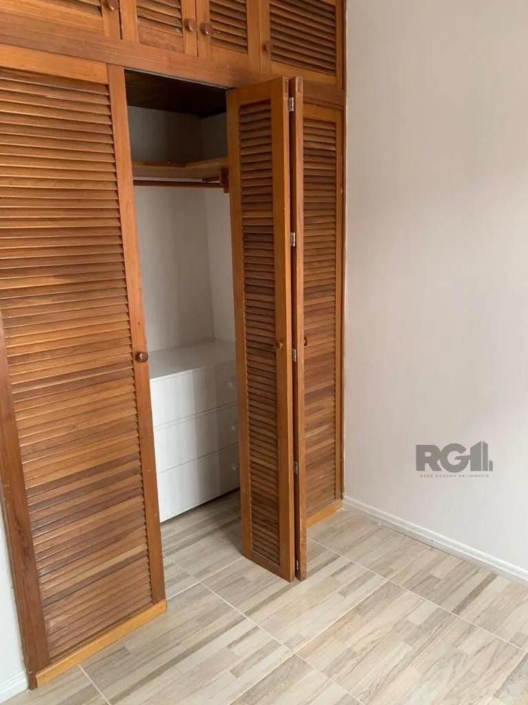 Imagem Apartamento 38m² - 1 dormitório e 1 vaga no bairro Petrópolis