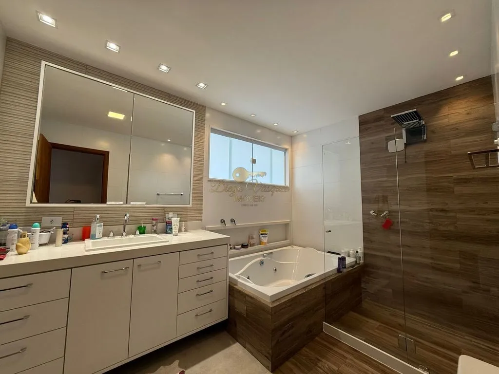 Imagem Casa para Venda em Teresópolis / RJ no bairro Tijuca