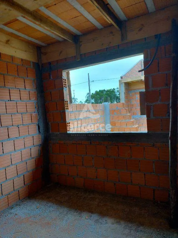 Imagem Linda Casa Geminada prontinha, com Acabamento Impecável! na Nova Palhoça