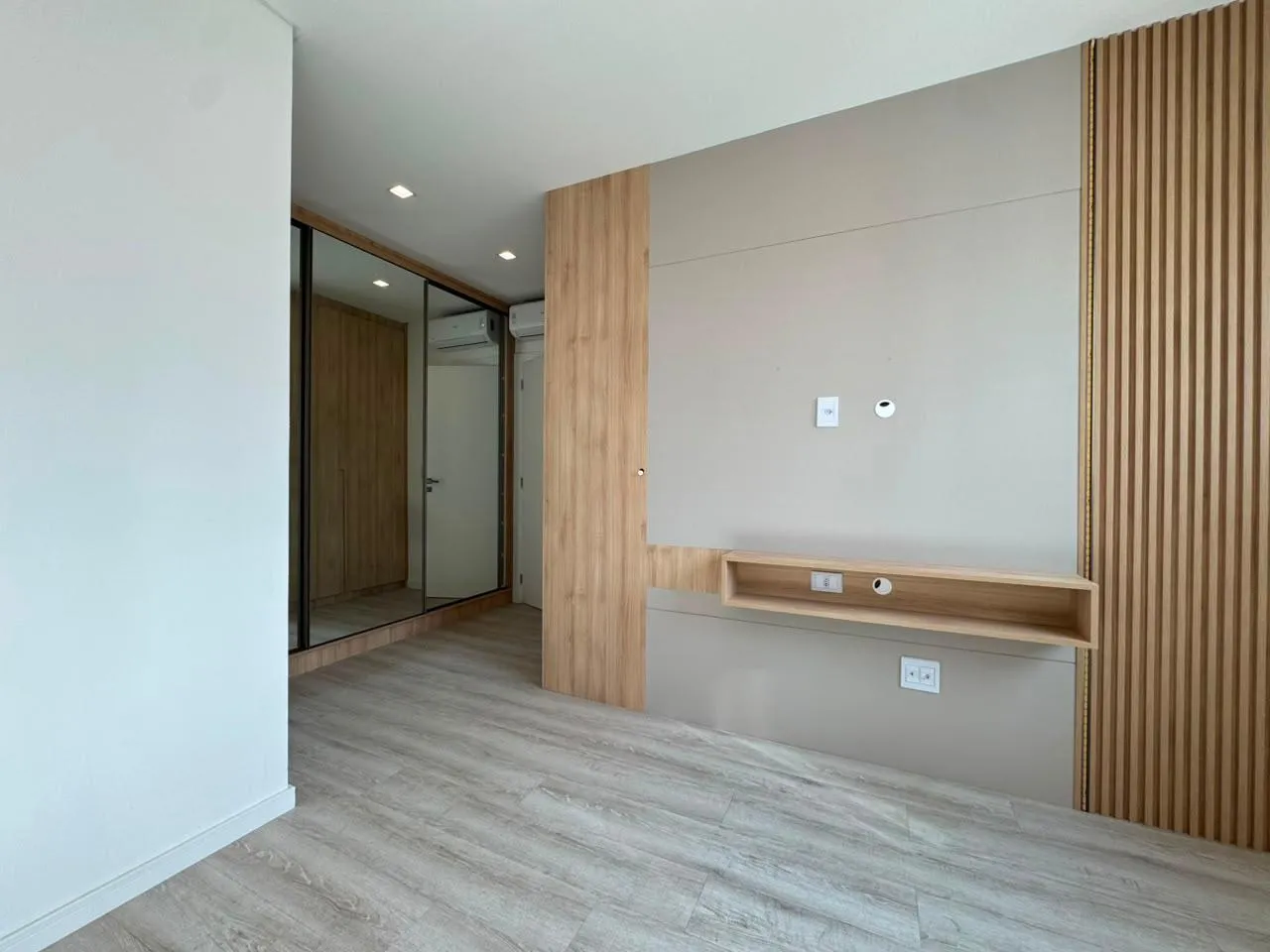 Imagem Apartamento com vista para o mar à venda com 142.65m2 por R$ 3.520.000,00