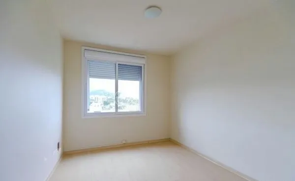 Imagem Apartamento na Medianeira de 2 dormitórios e vaga DESOCUPADO