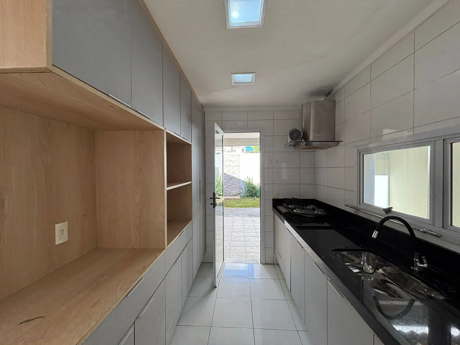 Imagem Casa de alto padrão à venda ou locação no Villa Campolim, Sorocaba, com 3 dormitórios, 1 suíte, 179 m² e 2 vagas no Parque Campolim