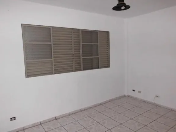 Imagem Ótima localização , 01 vaga, sala. 2 dormitórios, cozinha, wc, área de serviço e wc empregada ...