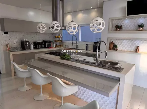 Imagem Casa à venda, com 3 quartos, 1028m2