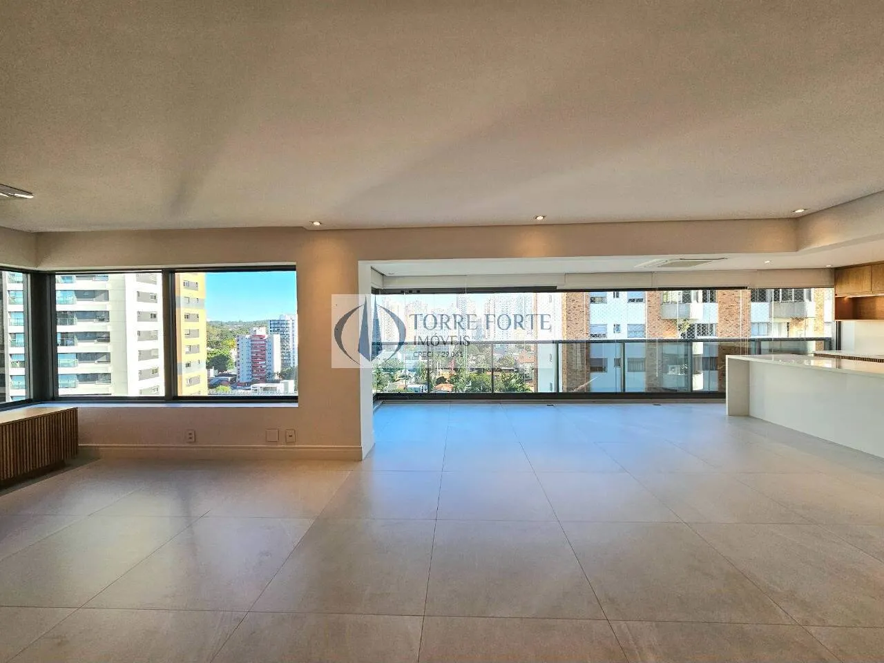 Imagem Belíssimo apartamento 192 m² 3 suítes 5 banheiros 4 vagas, no Campo Belo