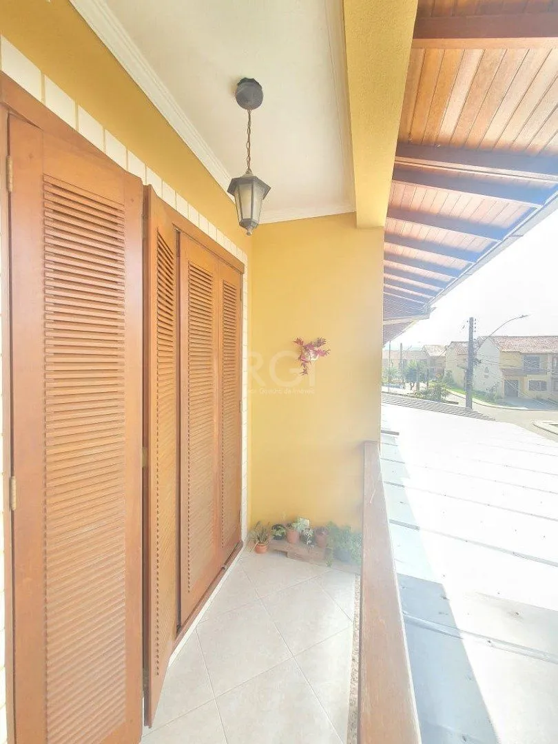Imagem Casa Condominio para Venda - 126m², 3 dormitórios, sendo 2 suites, 2 vagas - Ipanema
