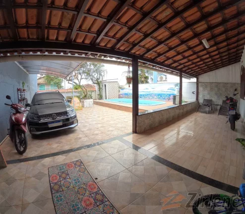 Imagem CASA COM PISCINA Á VENDA: O LAR PERFEITO PARA SUA FAMÍLIA