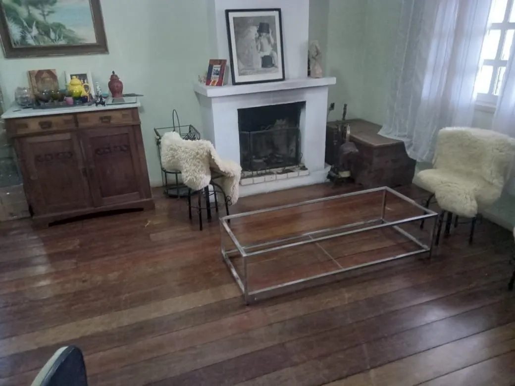 Imagem Casa sobrado Comercial e Residencial de 4 dormitórios e 6 banheiros e 5 vagas de garagem