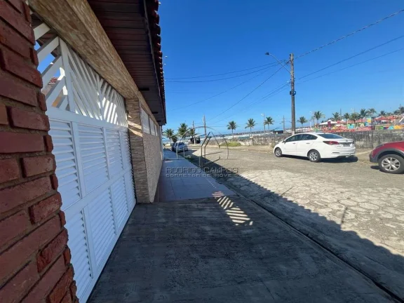 Imagem Espaçosa Casa Térrea 4 Quartos com Piscina em Agenor de Campos