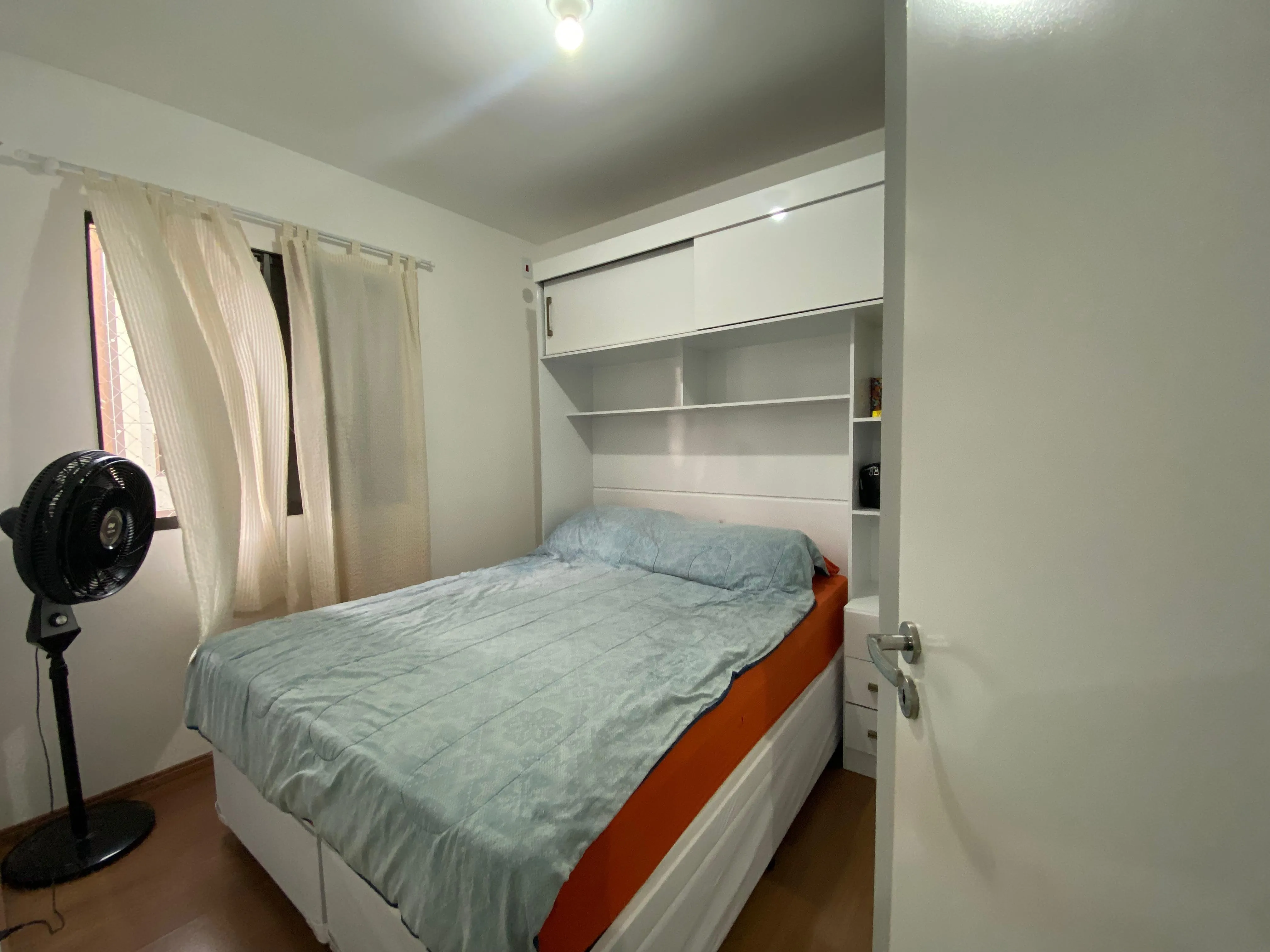 Imagem "Apartamento de 2 Dormitórios no Condomínio Lar Londres - Conforto e Lazer no Centro de Votorantim"