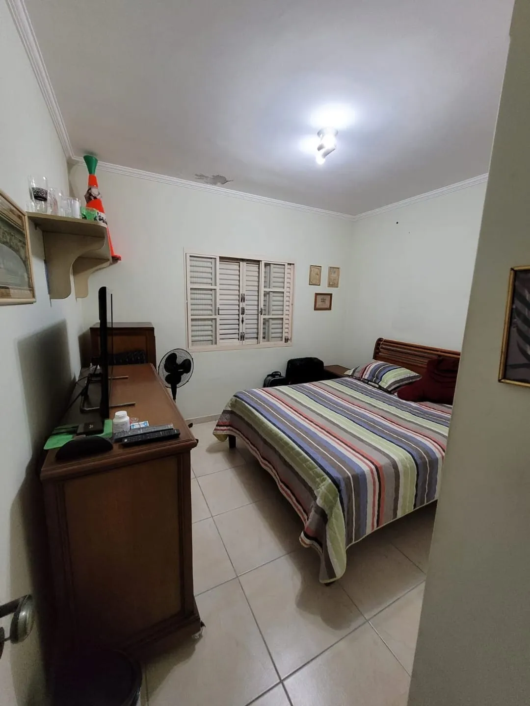 Imagem Casa à venda 4 Quartos, 2 Suites, 3 Vagas, 300M², Chácara Galega, Pindamonhangaba - SP