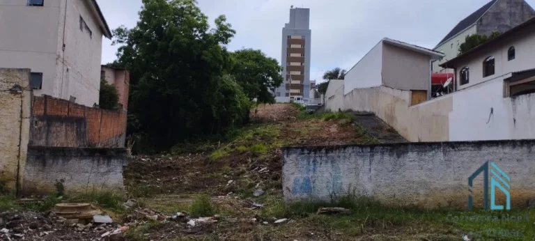 Imagem (PERMUTA) Terreno em ótima localização próximo a Bancos e comércio no Tingui/Bacacheri em Curitiba PR