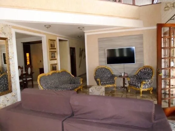 Imagem LINDA CASA DE 4 DORMITORIOS E PISCINA - PERMUTA ABCD SP