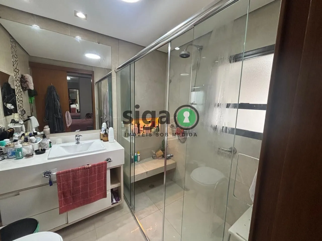 Imagem Apartamento de 147m² com 4 dormitóriose 3 vagas - Interlagos- São Paulo/SP