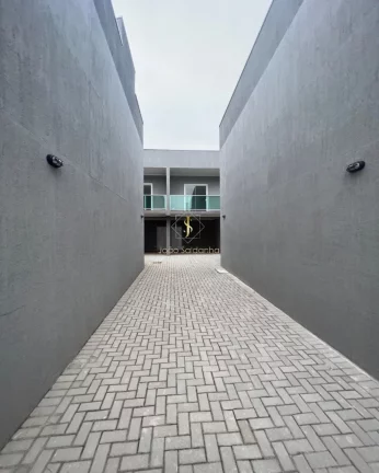 Imagem Casa com piscina para venda em Guaratuba. ótima localização!!!!