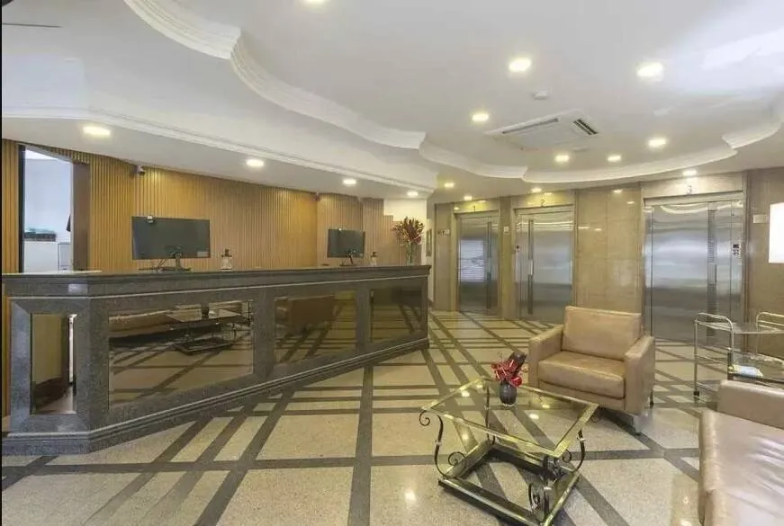 Imagem Flat Cerqueira César - 37M², 1 Dorm, 1 Vaga, Varanda, Mobiliado.