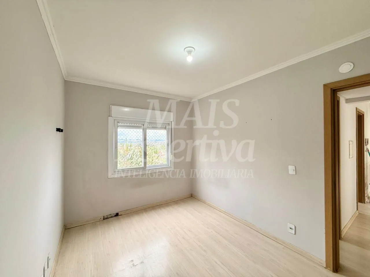 Imagem Apartamento no 3º andar, semi mobiliado para venda - Monte Brasil