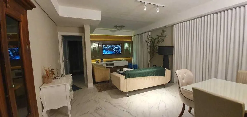 Apartamento 3 Dormitórios - Bairro Atlantida