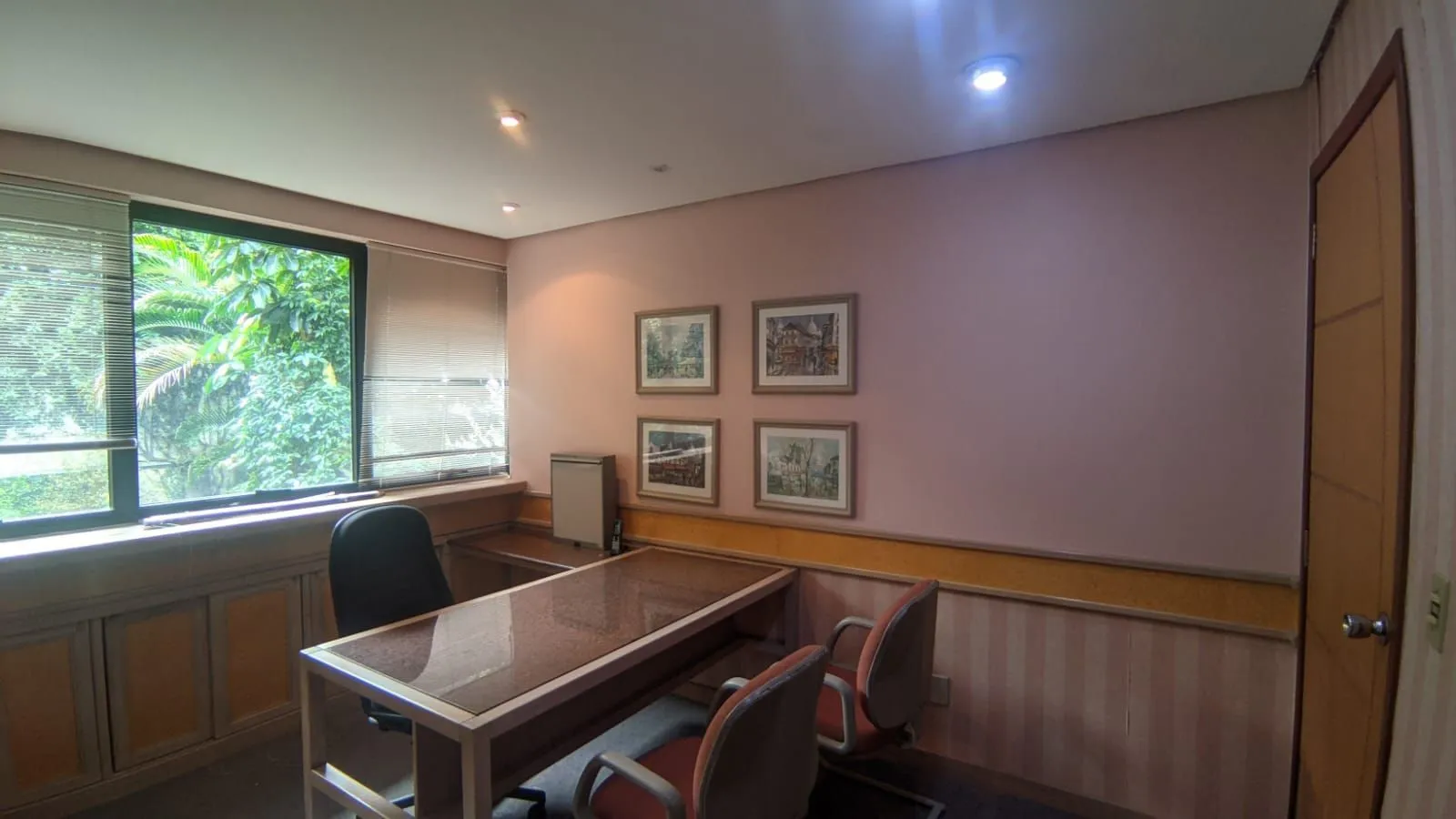Imagem Conjunto comercial com 2 salas, prontas para atendimento, Moinhos de Vento