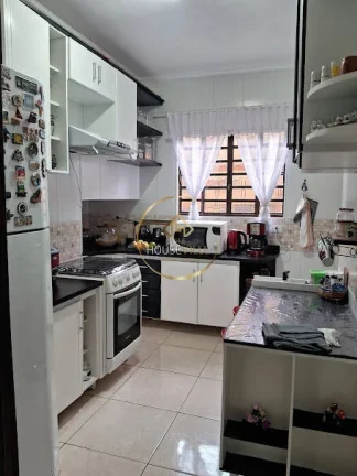 Imagem Casa Sobrado, 3 suítes, 2 vagas - Bosque dos Eucaliptos SJC