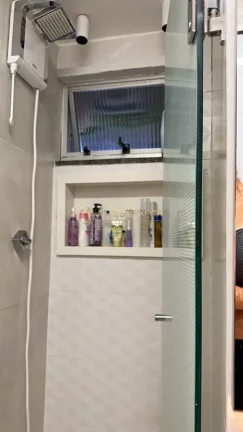 Imagem 1º Andar!!! Apartamento todo no Porcelanato!!! Armários em todos os Cômodos!!! Ar condicionado!!! Suíte com Closet!!! SQS 403!!!