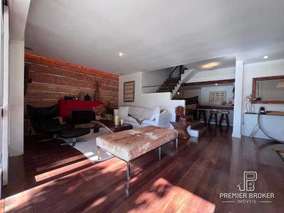 Imagem Casa à venda, 371 m² por R$ 2.800.000,00 - Comary - Teresópolis/RJ