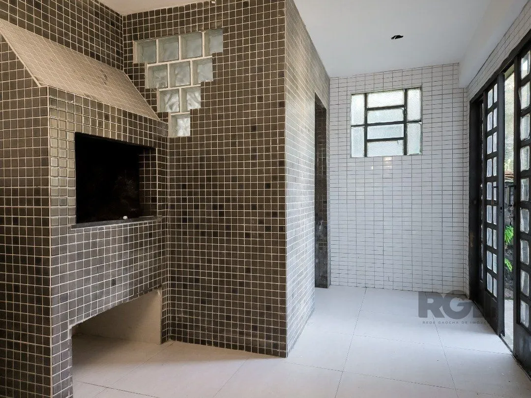 Imagem Casa com 3 quartos, suite, pátio - Bairro Espírito Santo - Potro Alegre (RS)