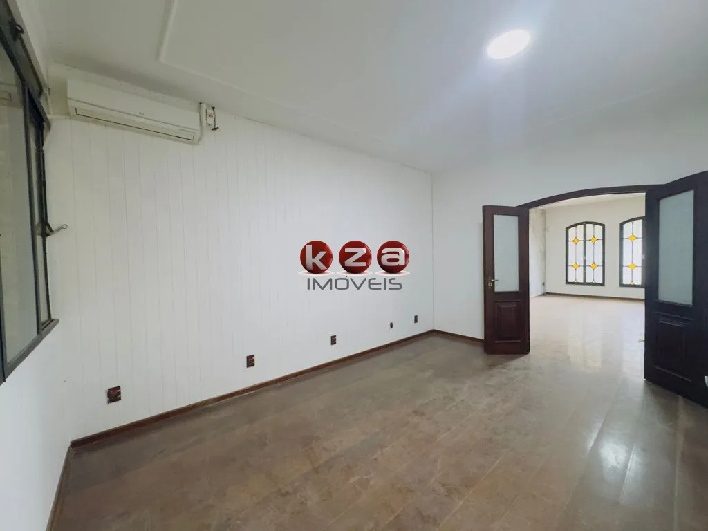 Imagem Casa Comercial térrea para Locação, Nova Valinhos, Valinhos-SP: 5 salas, 4 Banheiros, 6 Vagas, 393 m².