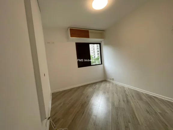 Imagem Apartamento alto padrão na Vila Nova Conceição: 4 quartos, 3 suítes, 5 banheiros, 2 vagas na melhor localização de São Paulo!