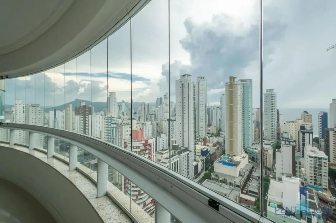 Imagem Apartamento Zona Central para Venda em Balneário Camboriú, CENTRO, 3 dormitórios, 3 suítes, 3 banheiros, 2 vagas
