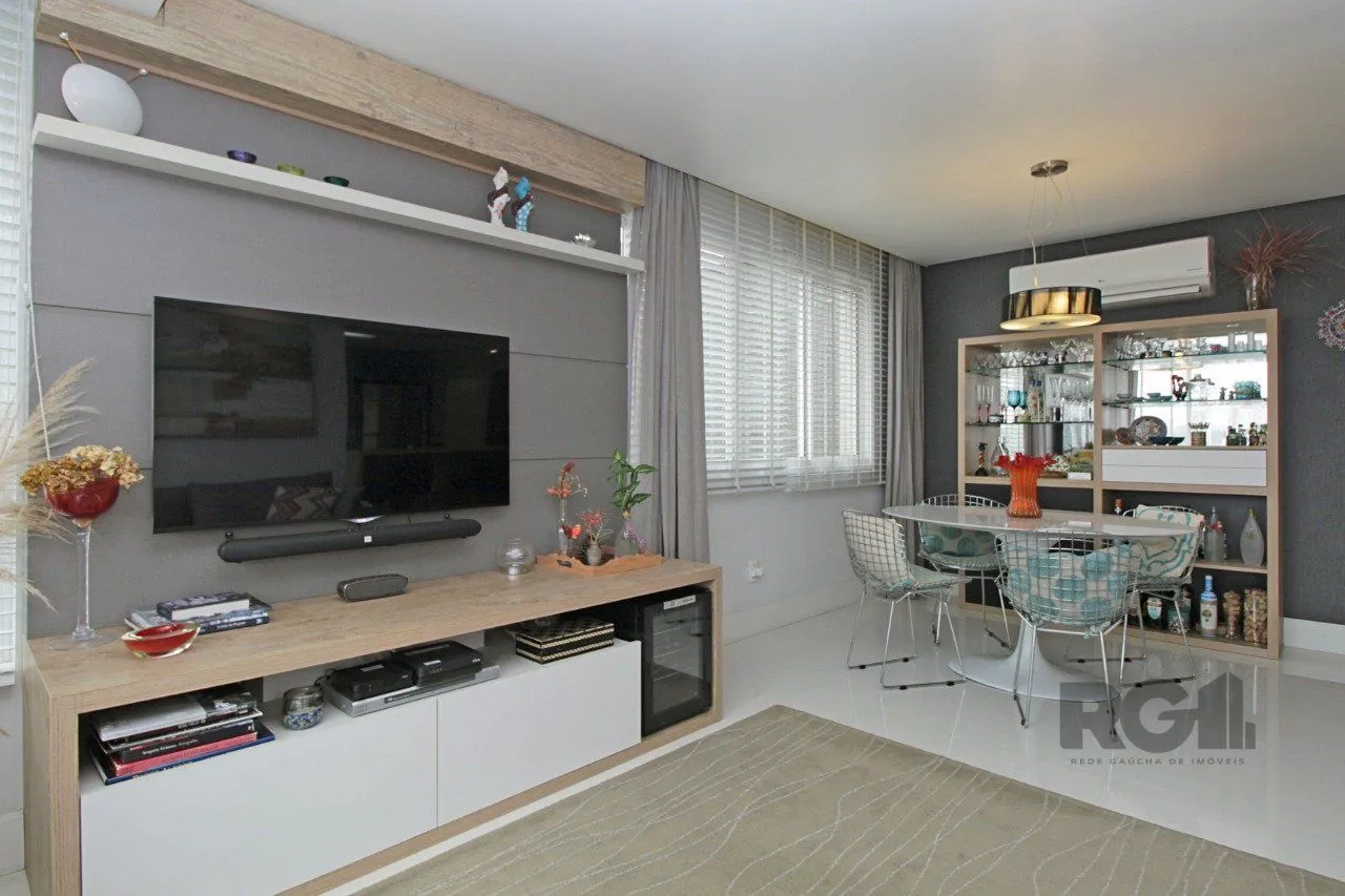 Imagem Apartamento com 77,00m² privativos, bairro Passo D´areia, Porto Alegre/RS