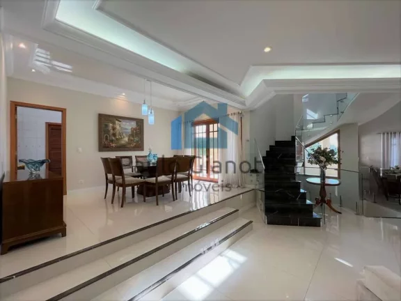 Imagem Casa de Luxo em Condomínio Exclusivo Granja Viana