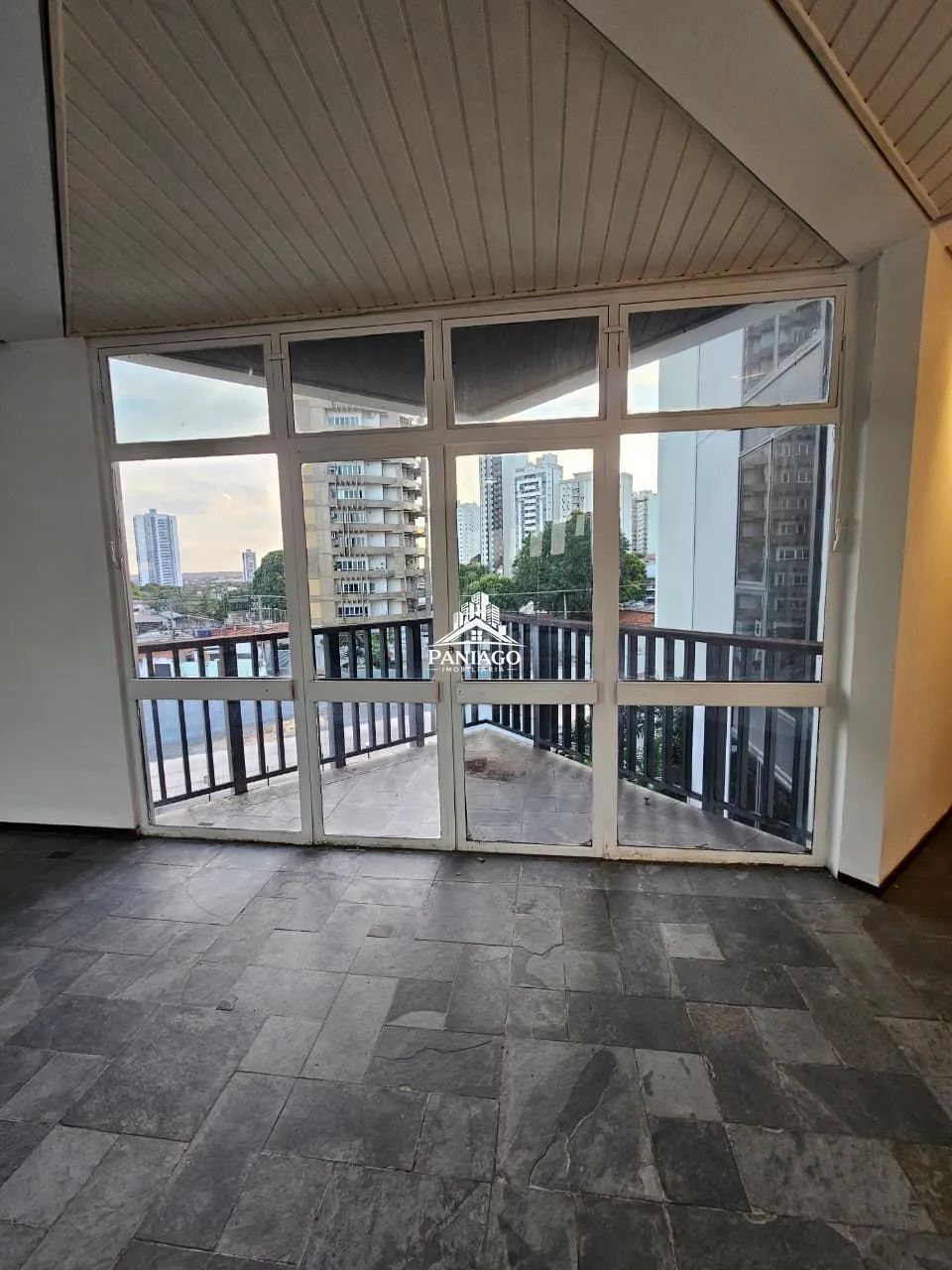 Imagem APARTAMENTO 1 POR ANDAR 3 QUARTOS 2 SUITES 261m² ED DOMUS AUREA NO CENTRO NORTE
