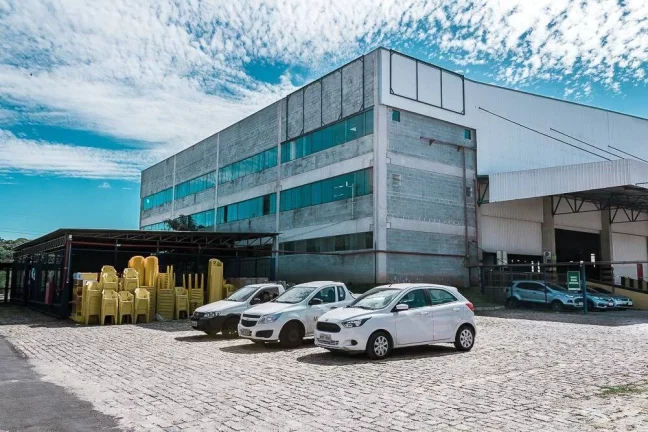 Imagem Galpão em Carapicuiba - A Venda com renda