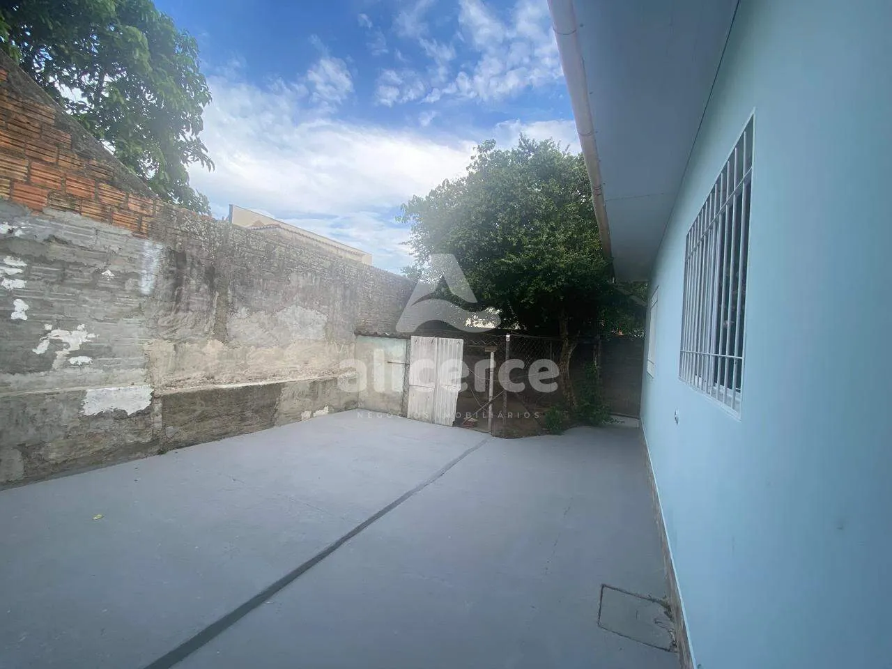 Imagem Excelente oportunidade Casa com terreno com 432 m² e 02 Salas comerciais - Florianópolis!