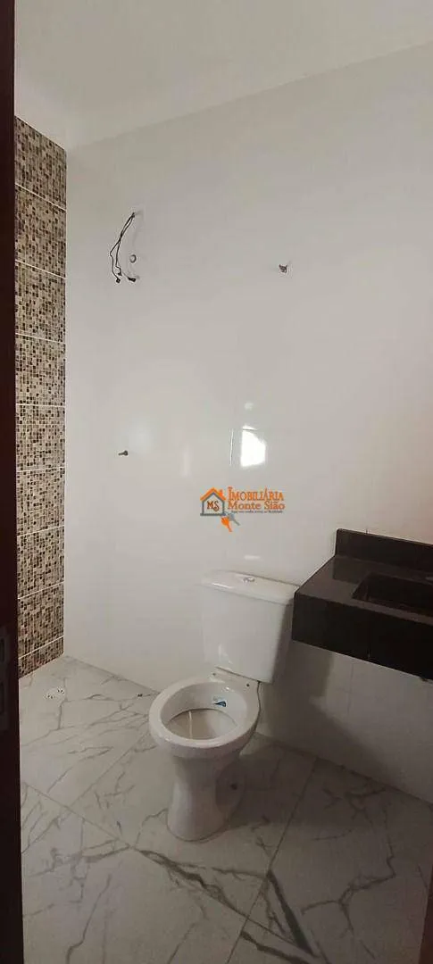 Imagem Sobrado com 3 dormitórios à venda, 260 m² por R$ 1.200.000,00 - Jardim Santa Clara - Guarulhos/SP