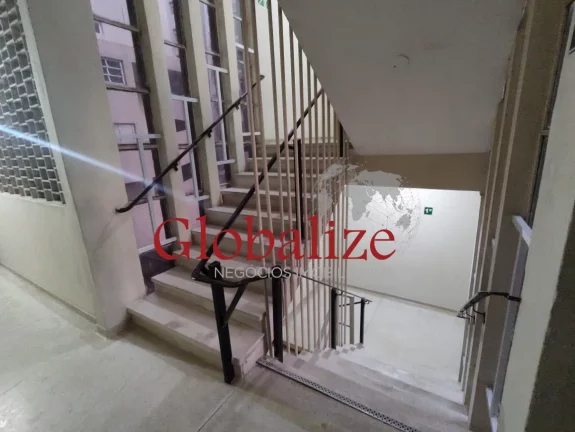 Imagem Linda Sala Living perto da praia com garagem demarcada no bairro do Boqueirão em Santos (SP) por R$.340.000,00 !