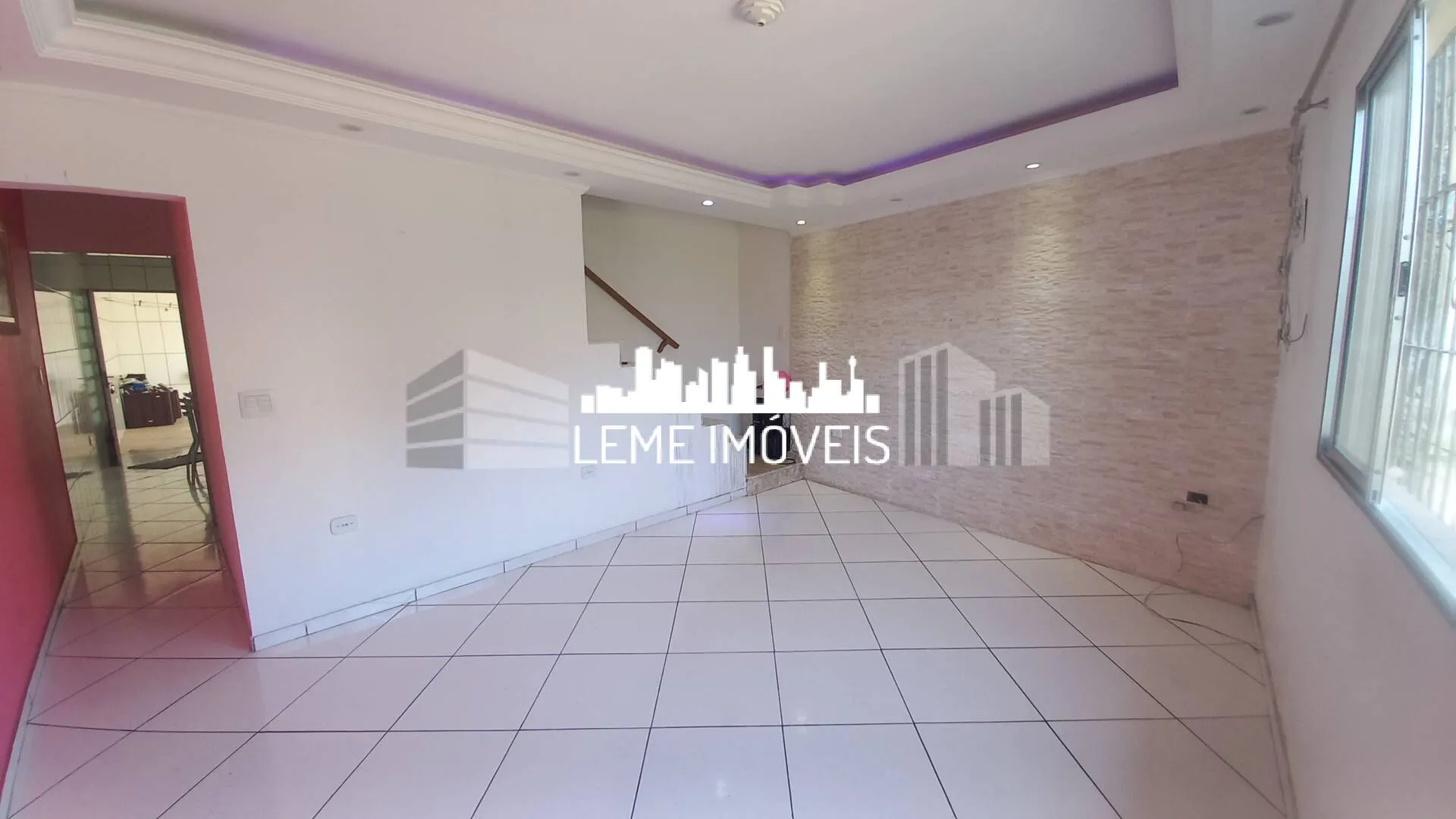 Imagem SOBRADO COM "02" (DOIS) DORMITÓRIOS, "01" (UMA) SALA, "01" (UMA) COZINHA COM ARMÁRIO PLANEJADO E M...
