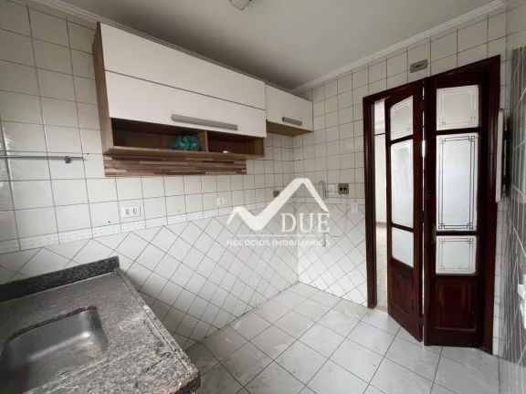 Imagem Apartamento com 2 quartos um deles suite, vaga demarcada de frente com vista livre e duas sacadas à venda, 76 m² por R$ 350.000 - Estuário - Santos/SP