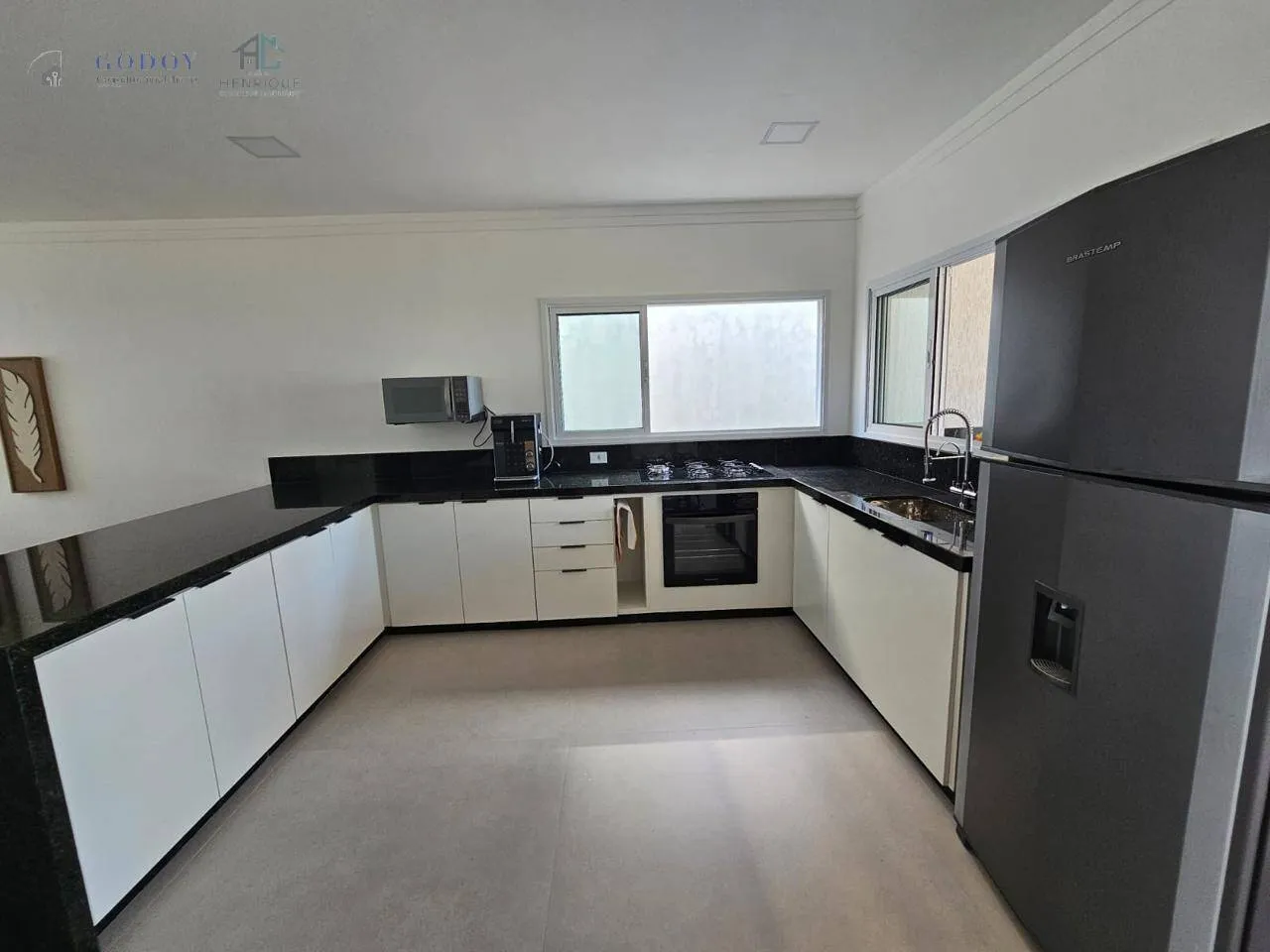 Imagem Casa moderna de alto padrão em condomínio fechado - 4 suítes - Ubatuba