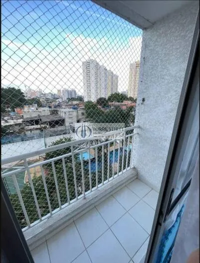 Imagem Apartamento com 3 dormitorios 1 suite 1 vaga , varanda no Tatuape .