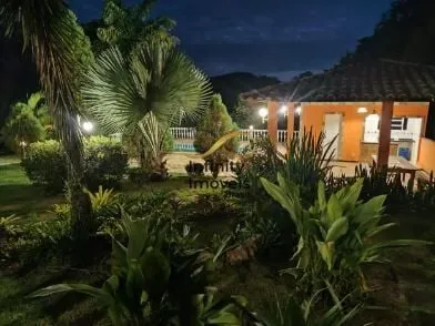 Imagem LINDA CASA DE CAMPO A VENDA NA REGIÃO DE BRUMADINHO - MG