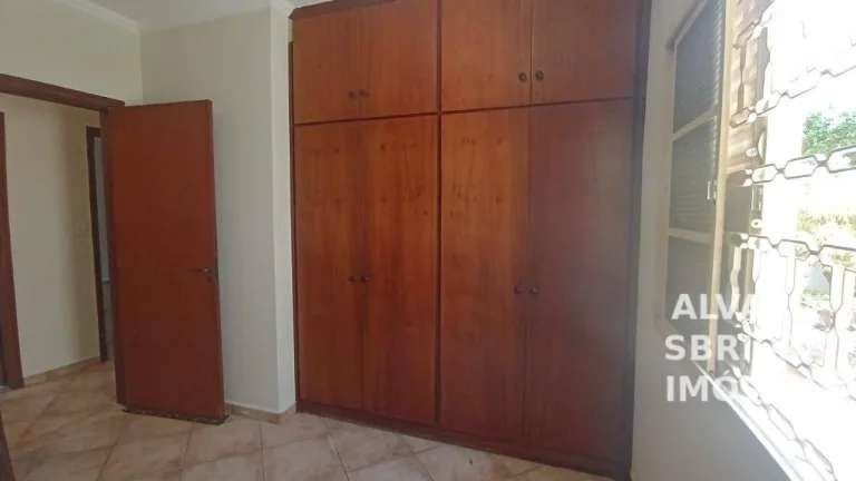 Imagem Excelente Casa térrea -com 3 dormitórios proximó ao centro de Itu
