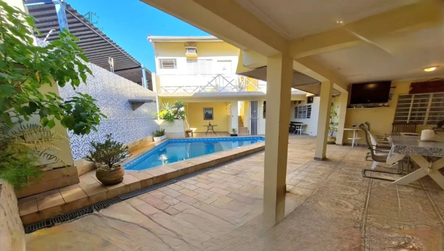 Foto do imóvel Casa com Potencial para Pousada - Localização Privilegiada